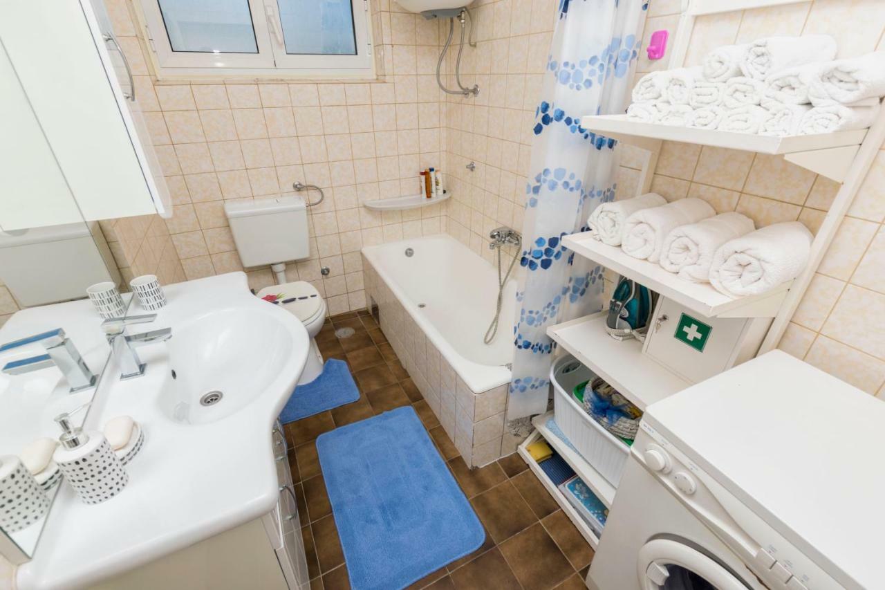 Apartments Babaja Трогир Екстериор снимка
